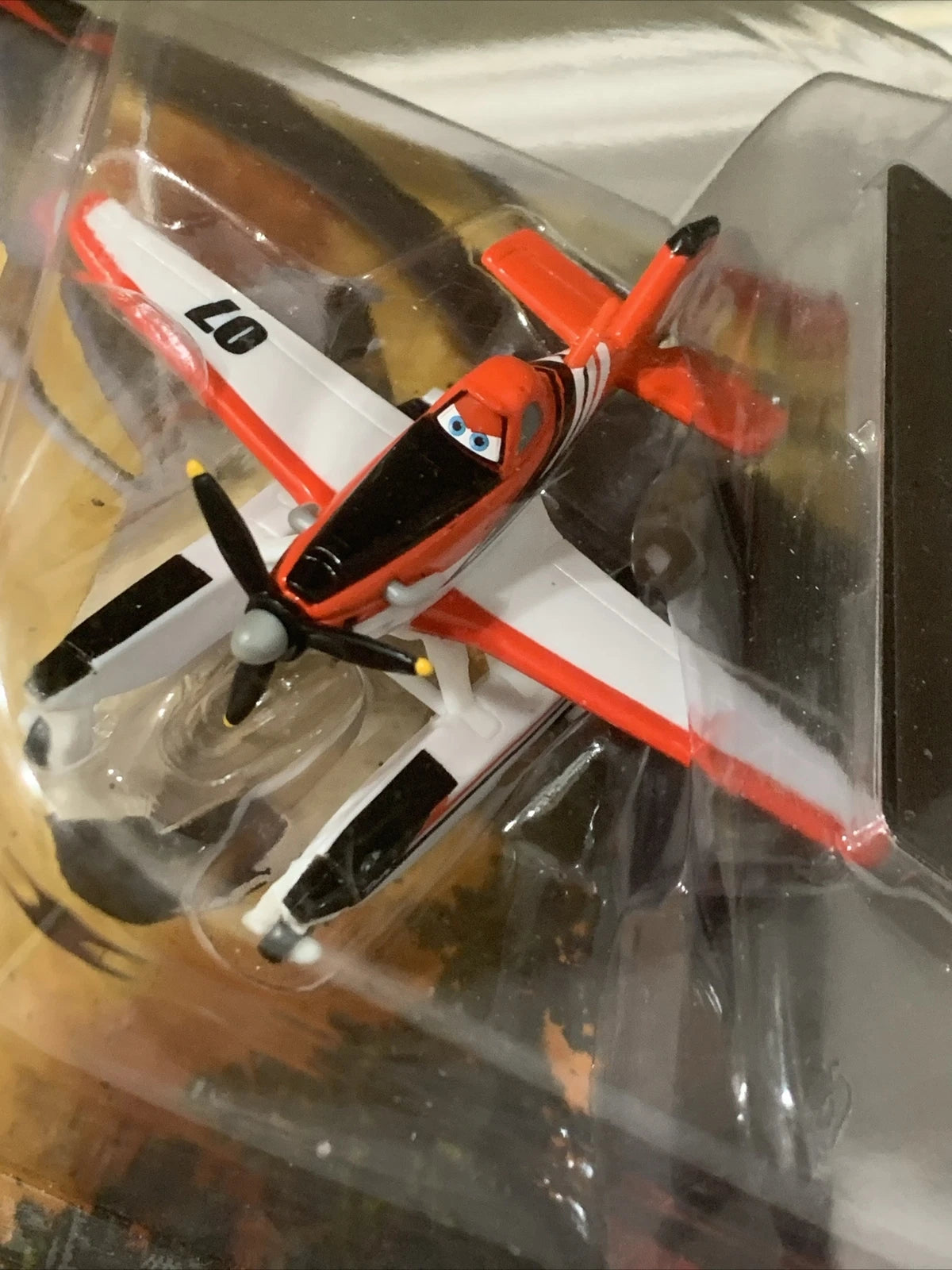 Disney Planes Fire & Rescue Firefighter Dusty Mattel NIP Die-Cast Metal 2014